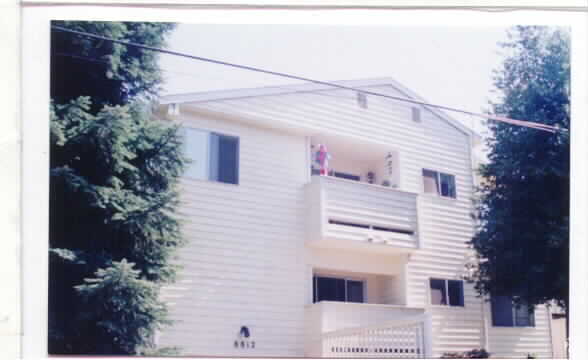 Building Photo - 8812 23rd Ave NE