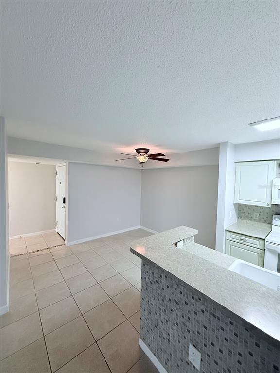 Foto del edificio - 9481 Highland Oak Dr
