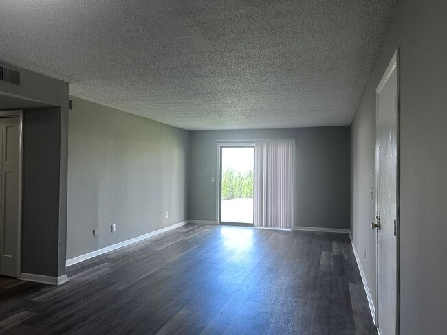 Foto del interior - River Woods Apartments