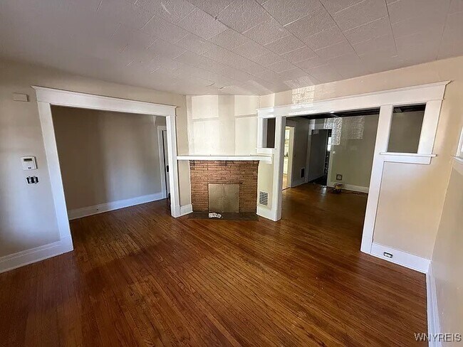 Building Photo - 76 Vernon Pl