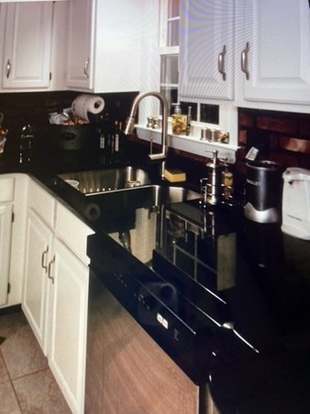 Foto del edificio - 35 Tiverton Pkwy