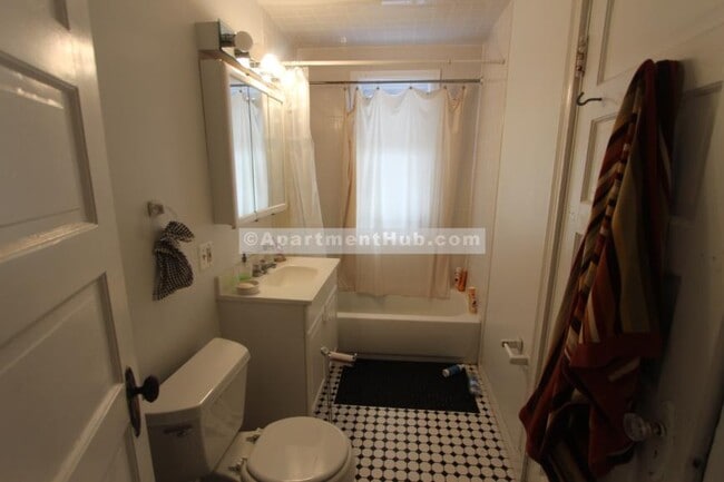 Photo - 4.0 bedroom in Cambridge Massachusetts 02140 Apartment