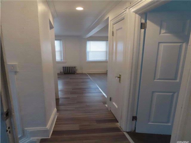 Foto del edificio - 114-52 210th St