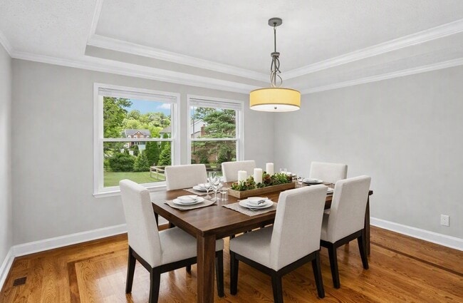 Foto del edificio - 991 Lakepointe Ct