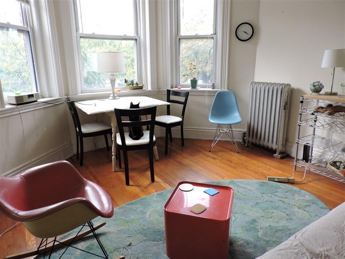 Foto principal - 78 Kirkland St