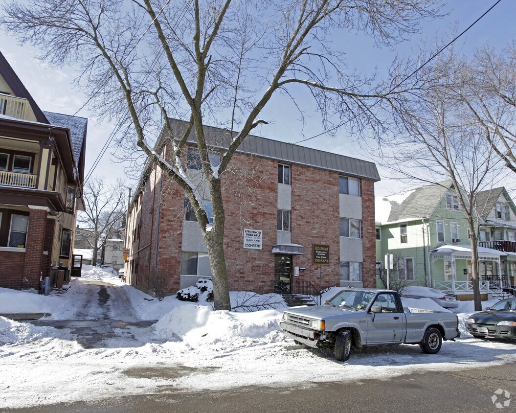 130 N Hancock St, Madison, WI 53703 Apartments in Madison, WI