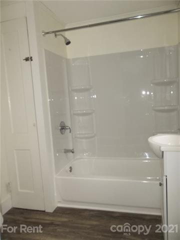 Foto del edificio - 1502 Duncan Dr