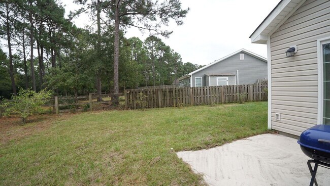 Foto del edificio - 412 Ridgeway Dr