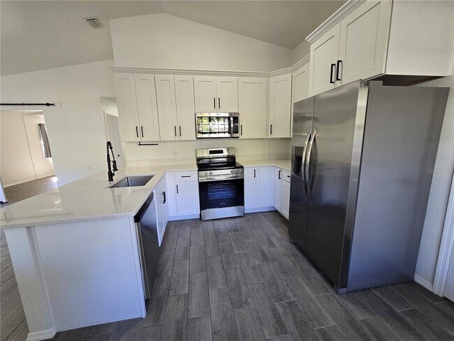 Foto del edificio - 11140 W Thoreau Pl