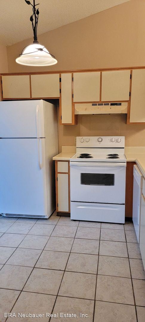 Foto del edificio - 2 br, 2 bath House - 12030 Raintree Drive ...