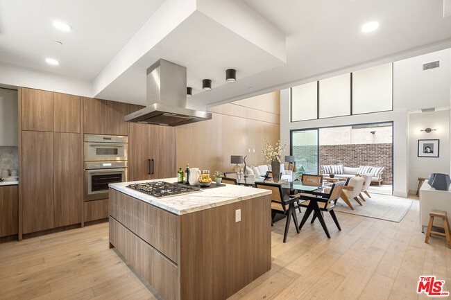 Foto del edificio - 12304 Moorpark St