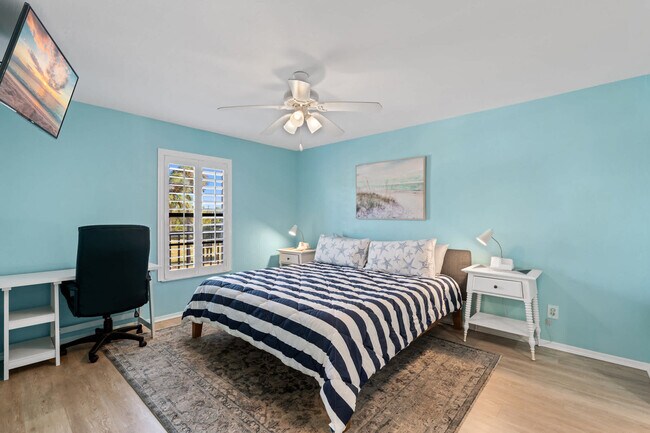 Foto del edificio - 600 Neapolitan Way