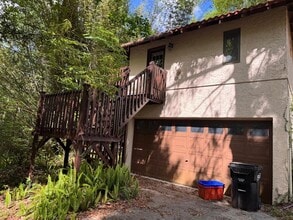 Building Photo - 2616 SW 31st Pl