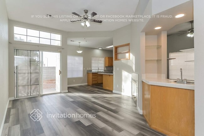 Building Photo - 436 Tiger Lily Way