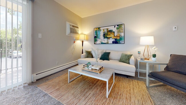 Building Photo - Broadway Crossing Apartments