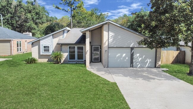 Building Photo - 23002 Grand Rapids Ln