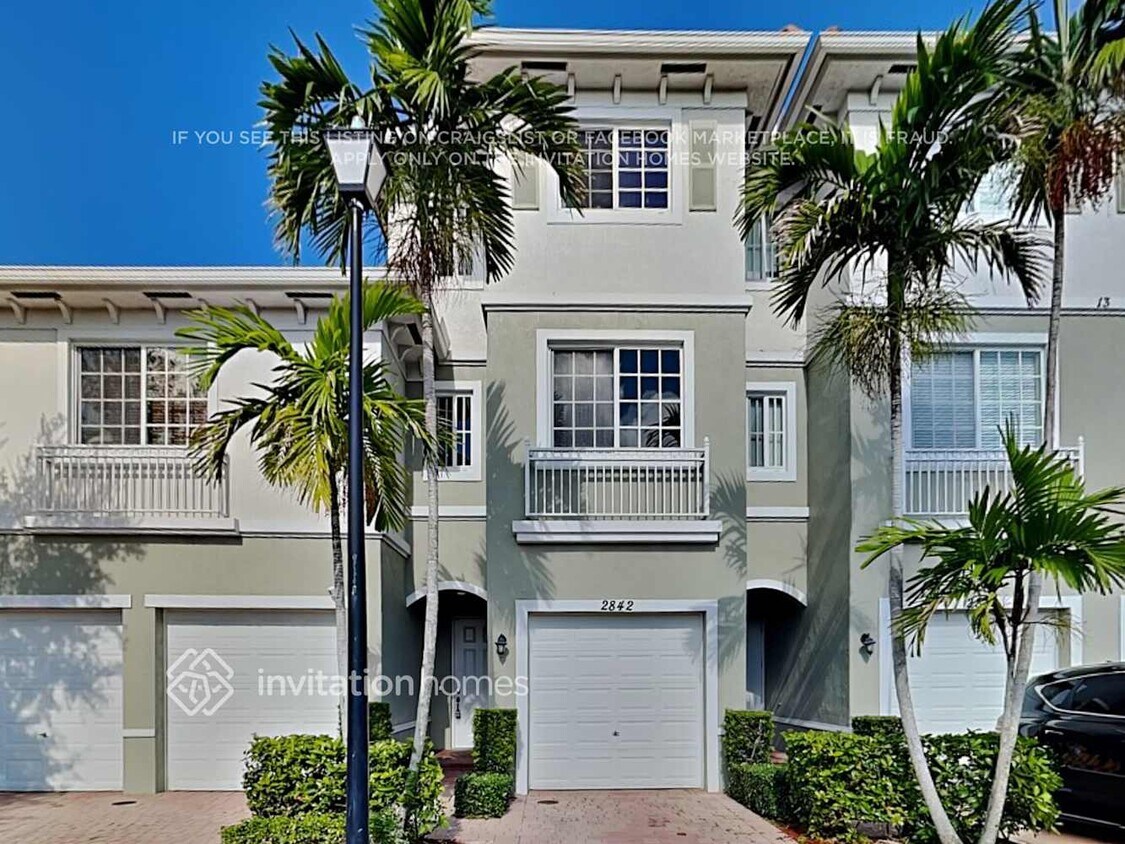 Primary Photo - 2842 SW 81st Ave