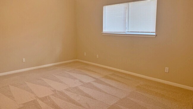 Foto del edificio - 3730 Village Grove Dr