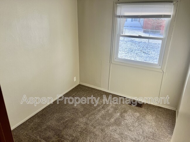 Building Photo - 187 Indian Terrace