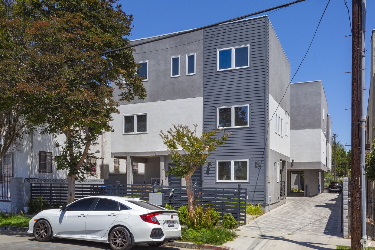 Building Photo - 146 Rosemont Ave