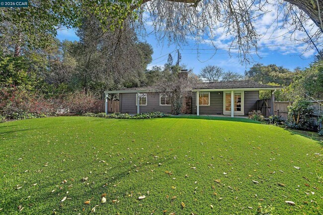 Foto del edificio - 553 Miner Rd