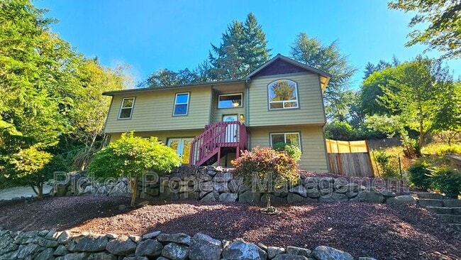 Photo - 1330 Corbet Dr House