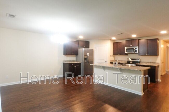 Building Photo - 44 Hawkhorn Ct