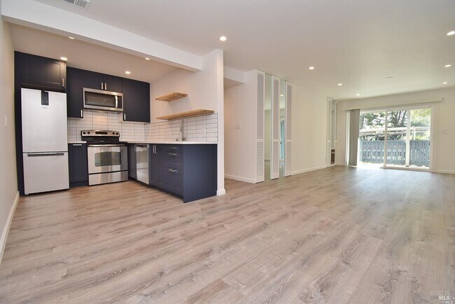 Building Photo - 1457 N Camino Alto