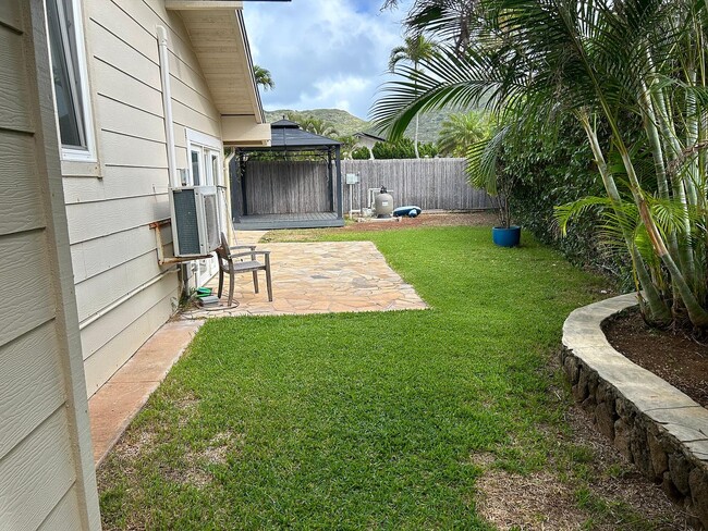 Building Photo - 7544 Muolea Pl