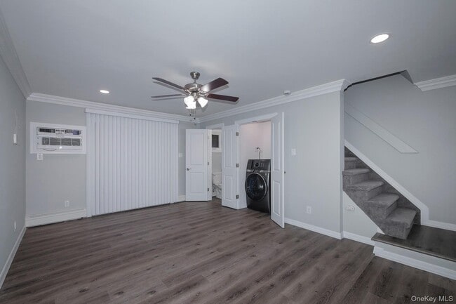 Building Photo - 5 Merman Pl