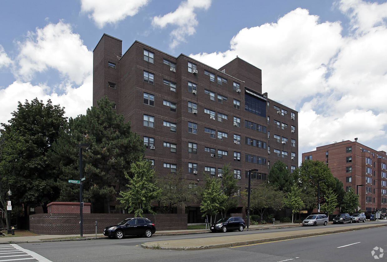 Building Photo - Frederick Douglass