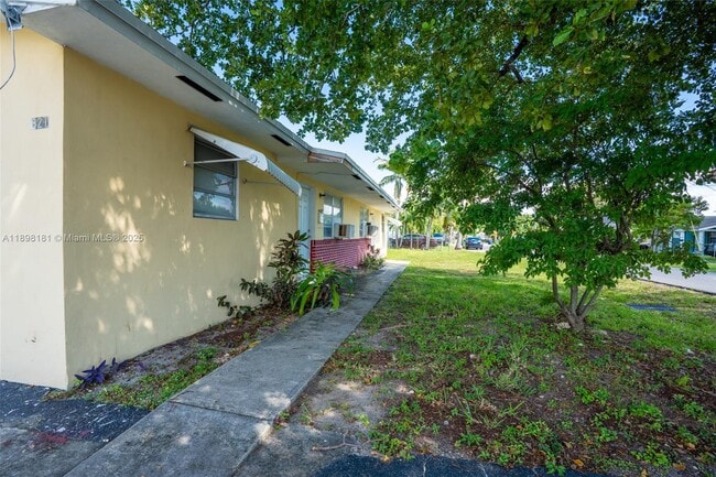 Foto del edificio - 821 SW 7th Ave