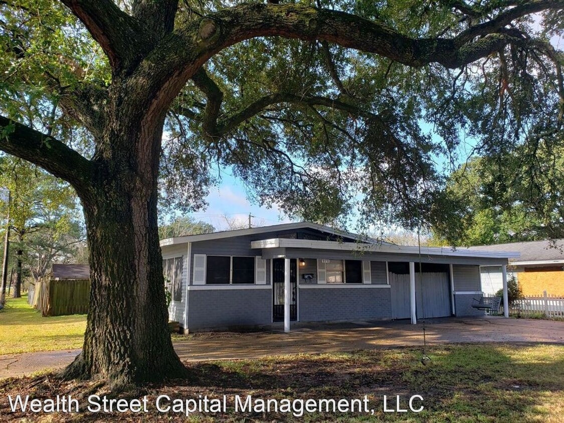 Primary Photo - 3 br, 1 bath House - 820 S 6th St WSCM