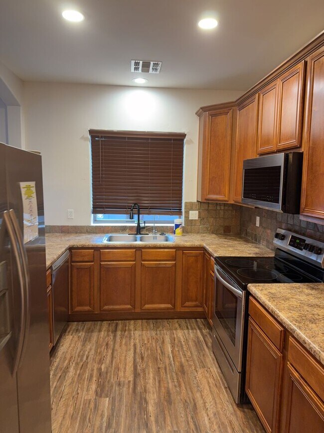 Foto del edificio - 3440 N 38th St