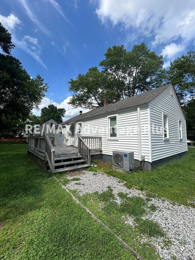 Foto del edificio - 3-Bedroom Home in Town of Blackstone!