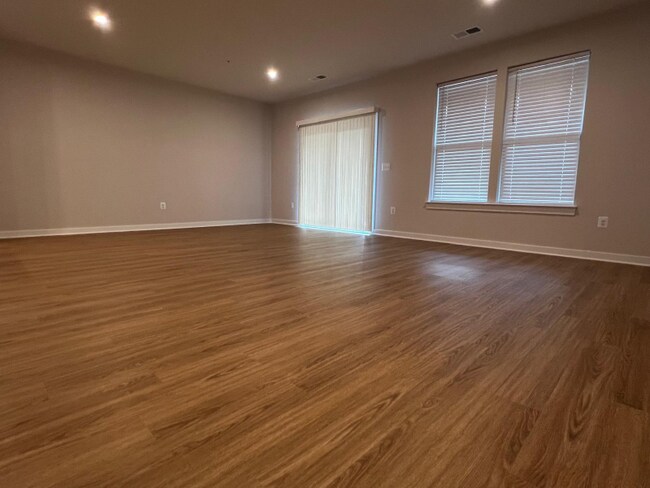 Building Photo - 13546 Innovation Station Lp
