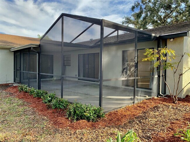 Foto del edificio - 4033 Bell Grande Dr