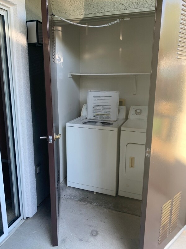 Foto del edificio - 20000 Plum Canyon Rd