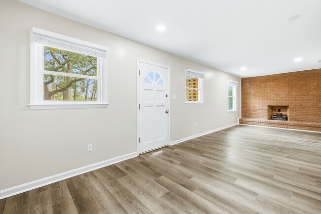 Building Photo - 1829 Fitzgerald St