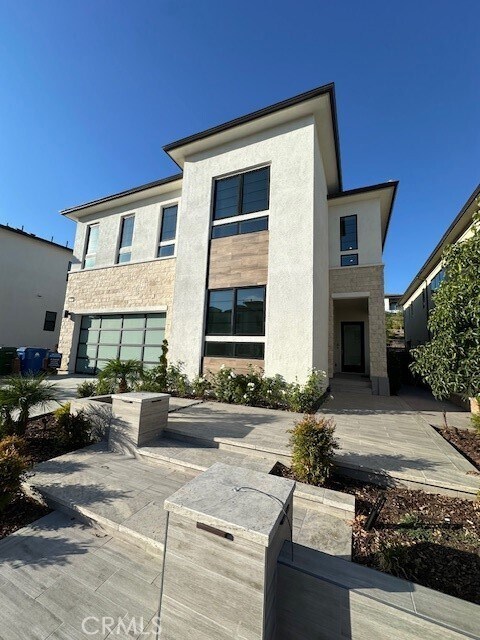 Building Photo - 20641 Hummingbird Ct