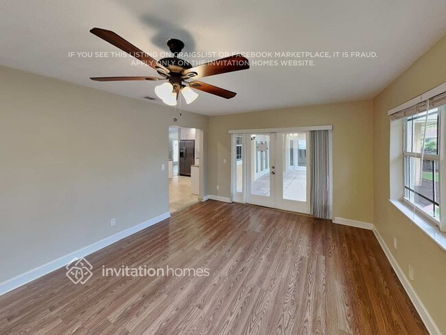 Building Photo - 5620 SW 119th Ave