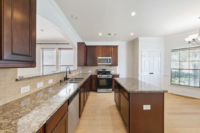 Foto del edificio - 24527 Spring Harbor Drive