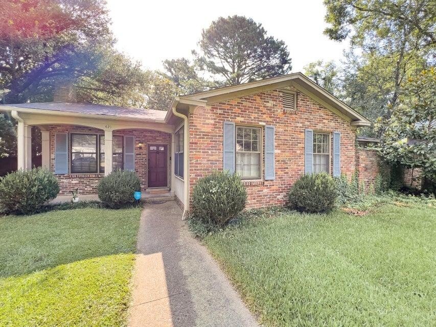 Foto principal - 421 10th St S