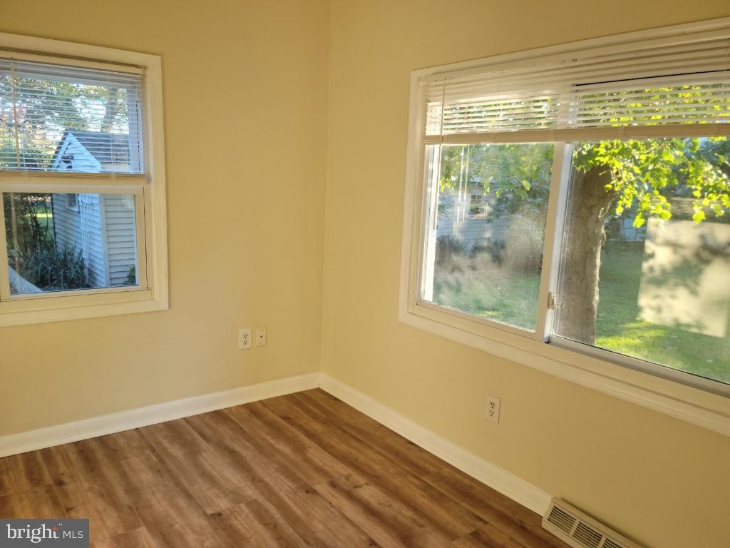 Primary Photo - 1132 Beech Dr