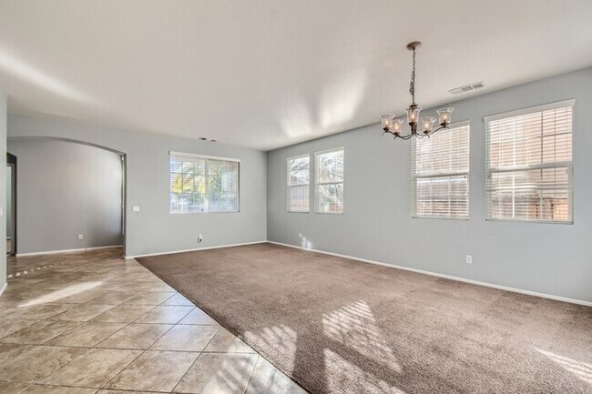 Foto del edificio - 29810 Cottonwood Cove Drive, Menifee, CA, ...