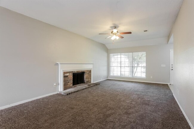 Building Photo - 13307 Harpers Bridge Dr