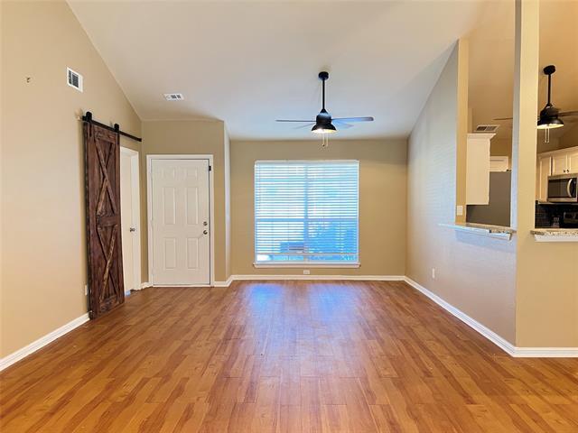 Foto del edificio - 631 Stagecoach Dr