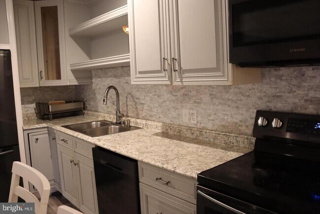 Foto del edificio - 410 Winters Ln