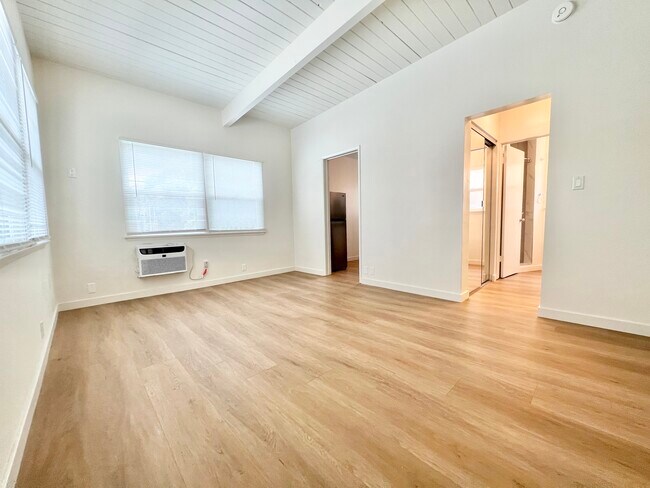 Foto del edificio - 3213 Primera Ave. Los Angeles, CA 90068