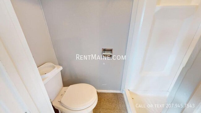 Building Photo - 18 Main Rd